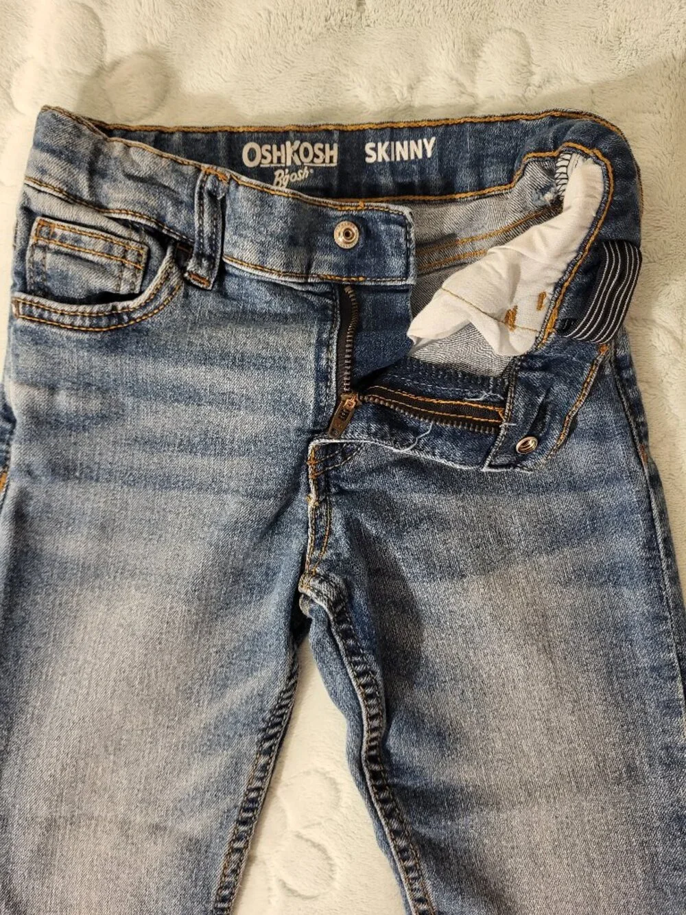 Oshkosh B'gosh Boys' Skinny Jeans size 5